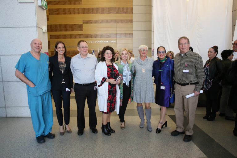 Art Unveiling Ceremony Celebrating Ariela Wertheimer’s Dedication to the Joseph Fishman Oncology Center