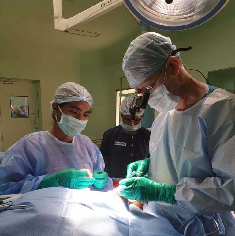 Rambam Doctor Travels to India for Six Days to Perform Surgery