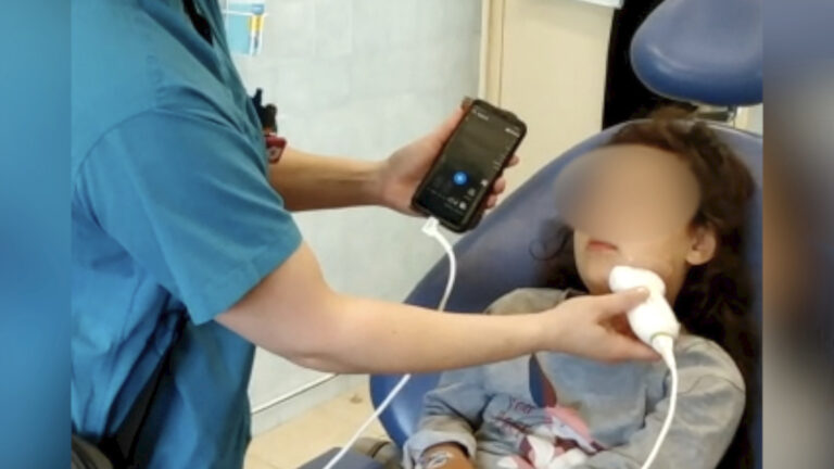Rambam Introduces Device to Reduce Unnecessary Surgery and Pain in Children