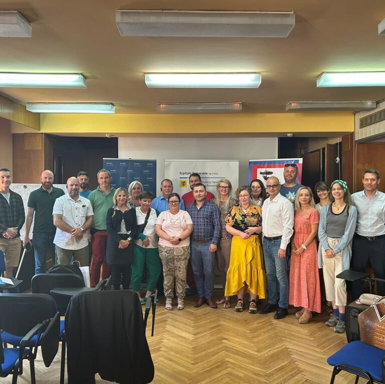 Rambam Leads Emergency Medical Training in Poland