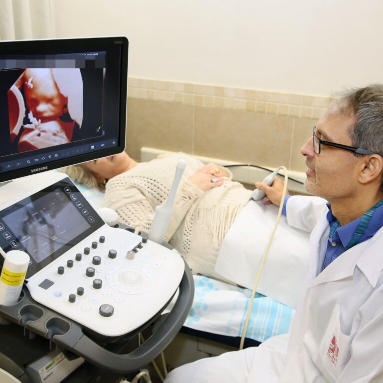 Rambam Study: Walking Can Reduce Need for a Cesarean Section