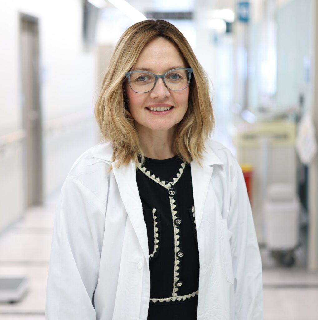 Choosing Israel, Choosing Rambam: Doctors Who Run Toward Front Line Care